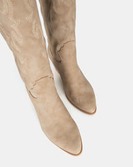 Patsy boots in natural