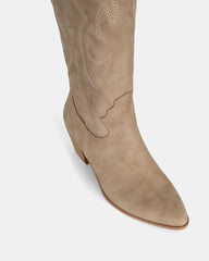 Patsy boots in natural
