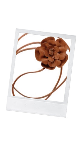 Leather flower belt in tan