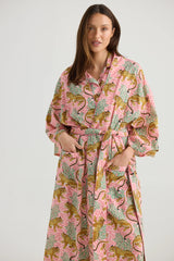 Salutation leopard robe
